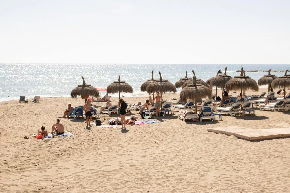 Best Beaches near Puerto Banus - Benabola Hotel & Apartaments