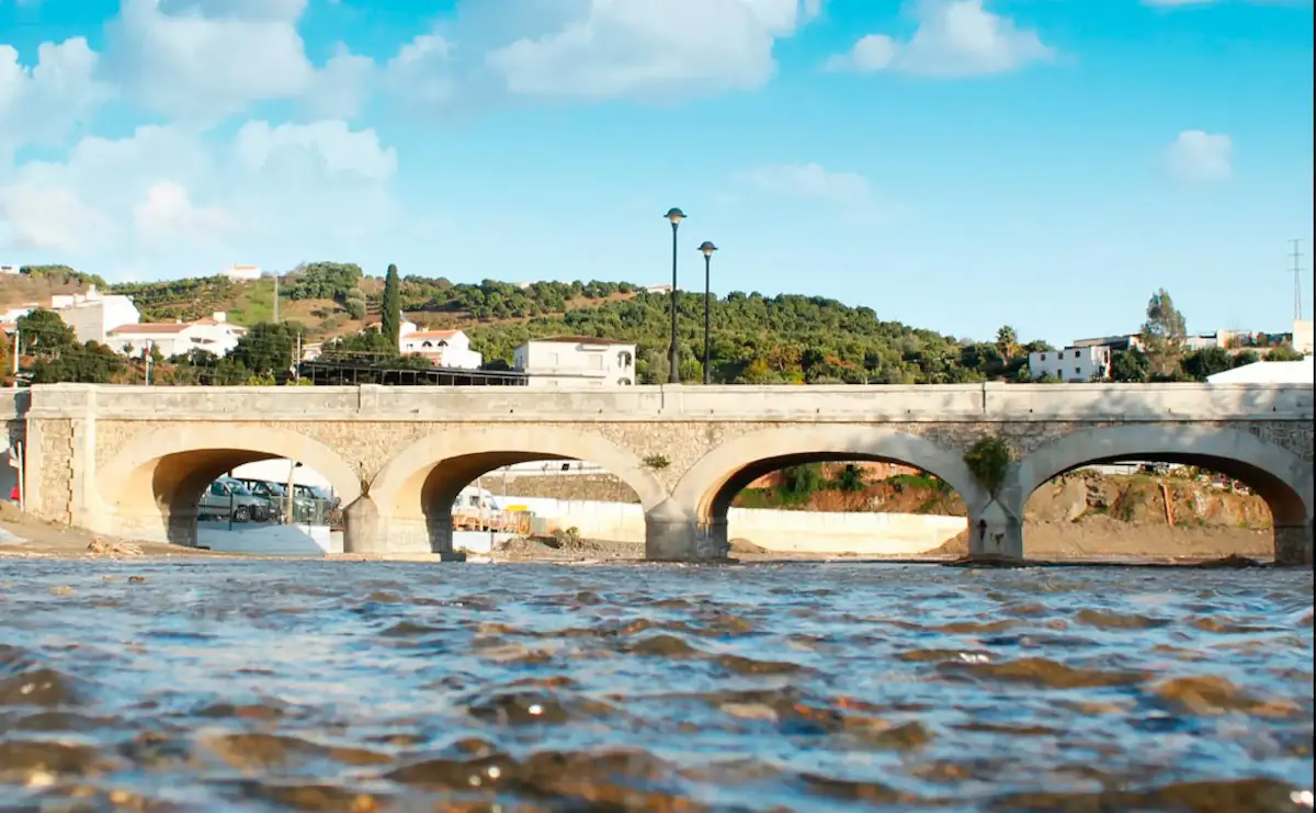 Benamargosa river, with its spectacular Ten Eyes Bridge